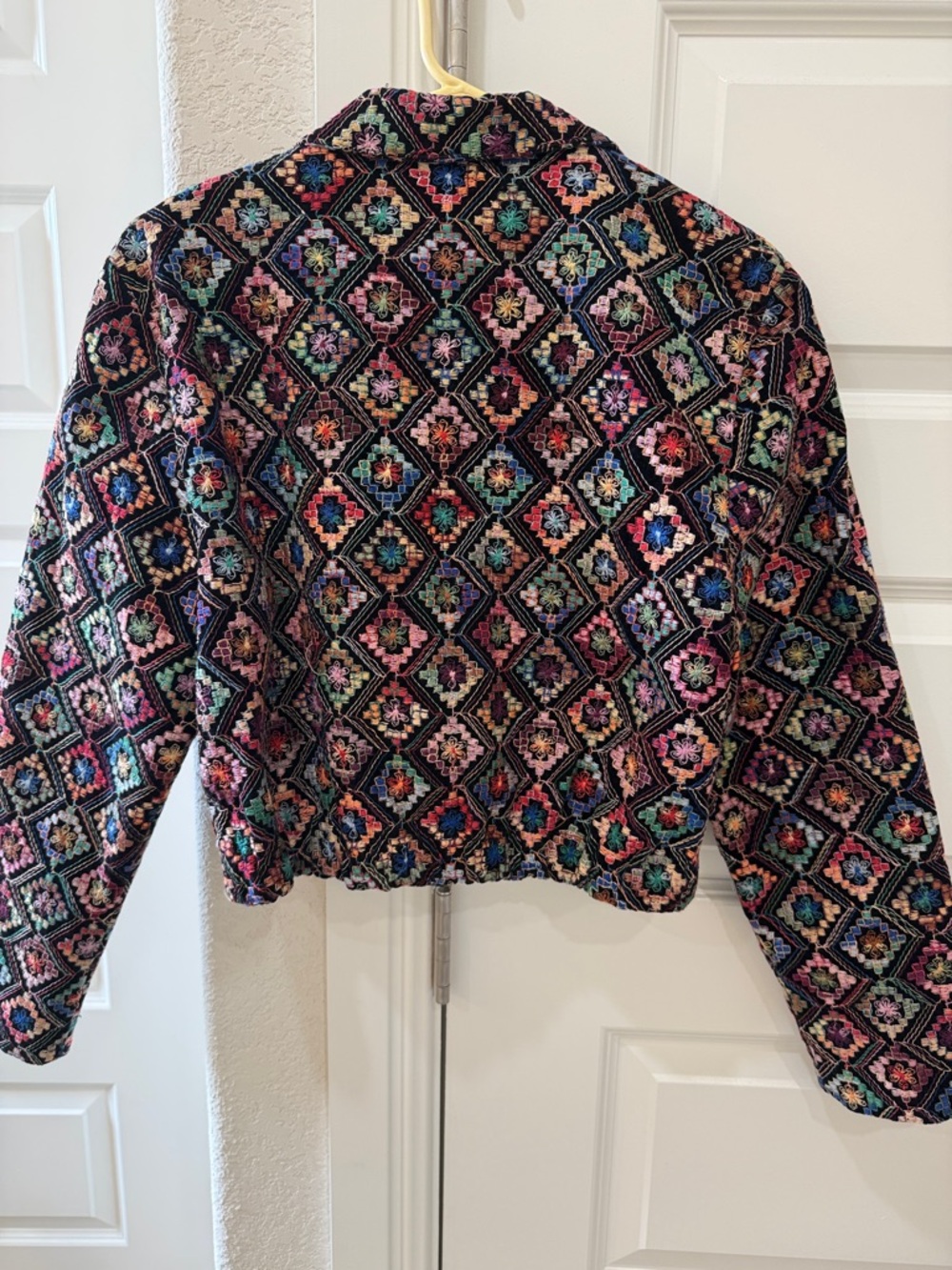 Granite Multicolor Embroidered Cropped Jacket - Women - Picture 5 of 6